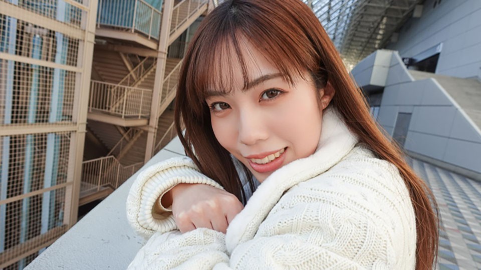 GAREA 874momo A Smiling And Slender College Student With Beautiful Skin Is A Choroman Who Feels Anything With Her Desired Toy.